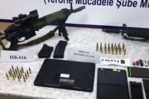 Şanlıurfa'da 2'si kadın 3 PKK'lı silahlarıyla yakalandı
