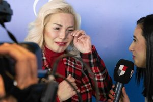 Seda &Uuml;ren g&ouml;zyaşlarını tutamadı