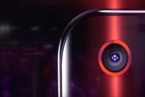 Lenovo'dan 100 megapiksel kameralı telefon