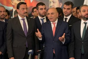 AK Part'ili Altınok, Ke&ccedil;i&ouml;ren'de g&ouml;revi devraldı
