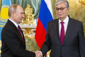 Kazakistan'ın yeni Cumhurbaşkanı Tokayev, Putin'le g&ouml;r&uuml;şt&uuml;