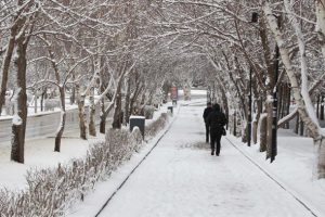 Doğu'da nisanda kar yağışı s&uuml;recek