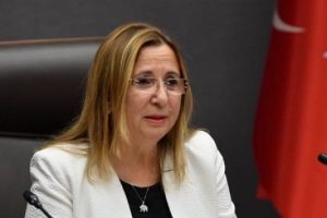 Bakan Pekcan'dan ihracat a&ccedil;ıklaması