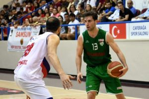 Bursaspor potada şampiyonluk heyecanı yaşıyor
