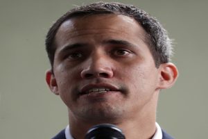 AB, Guaido'nun dokunulmazlığının kaldırılmasını kınadı