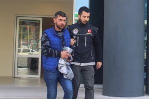Bursa'da yarım kilo uyuşturucu madde ele ge&ccedil;irildi