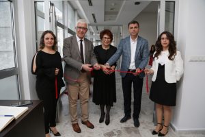 Bursa'da kursiyerler tasarımlarını izlenime sundu