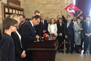 "İmamoğlu'nun Anıtkabir ziyareti y&ouml;nergeye uygun değil"