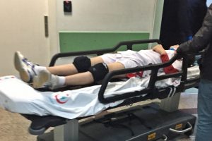 Voleybol ma&ccedil;ında g&ouml;r&uuml;nmez kaza: 2 yaralı