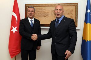 Milli Savunma Bakanı Akar, Kosova Başbakanı Haradinaj ile g&ouml;r&uuml;şt&uuml;