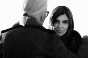 Carine Roitfeld, Karl Lagerfeld markasının stil danışmanı oldu