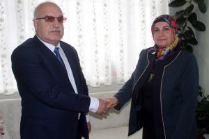 Karı koca mahalle ve k&ouml;y muhtarı se&ccedil;ildi
