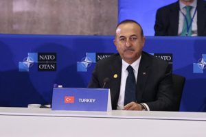 Bakan &Ccedil;avuşoğlu'ndan S-400 ve Patriot a&ccedil;ıklaması
