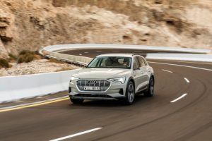 Audi, tamamen elektrikli ilk otomobilinin satışlarına başlıyor