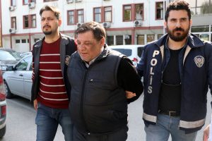 'Tırnak&ccedil;ı'nın s&ouml;zleri pes dedirtti! "G&uuml;nde 2-3 defa yapıyorum"