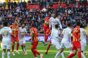 Sivasspor ile Kayserispor 24. randevuda