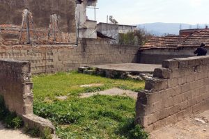 Bursa'da 1500 yıllık vaftizhane, kaderine terk edildi