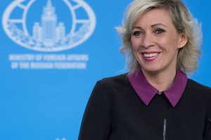 Zaharova: Sen ancak o Moskova'ya girersin