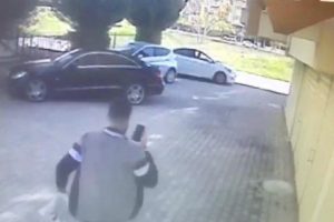 73 yaşındaki kadını dolandıran ş&uuml;pheliler tutuklandı