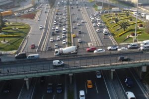 İstanbul'da yaşayanlar dikkat! İşte trafiğe kapatılacak yollar...