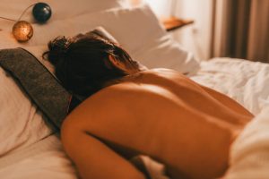 &Ccedil;ıplak uyumak iyi bir gece uykusunun anahtarı