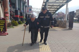 Bursa'da 'insanlık &ouml;lmemiş' dedirten g&ouml;r&uuml;nt&uuml;