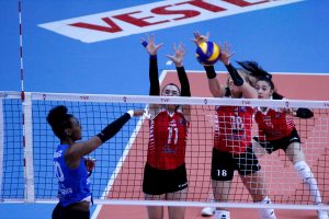 Aydın B&uuml;y&uuml;kşehir Belediyespor, Halkbank'ı mağlup etti