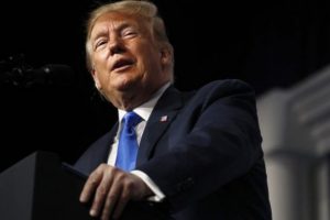 Trump &ouml;nce s&ouml;z verdi ardından vazge&ccedil;ti!