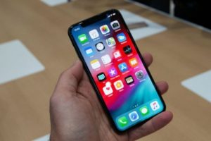 5G destekli iPhone modelleri gecikebilir!