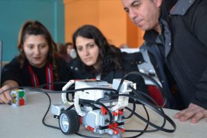 Robotik kodlamayla geleceğin teknolojisini &ouml;ğretecekler