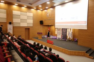 &Ouml;ğrencilere &ccedil;alışma hayatına hazırlık s&uuml;reci anlatıldı