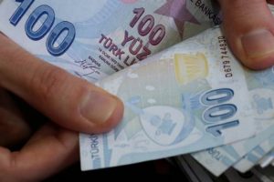 Yargıtay'dan Bursa'da emsal karar! Maaşı d&uuml;ş&uuml;r&uuml;len iş&ccedil;i istifa ederse tazminat alacak