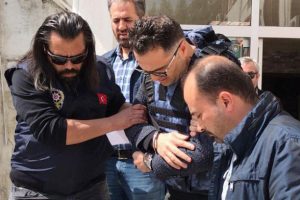 38 yaşındaki &ouml;ğretmenin katil zanlısı adliyeye sevk edildi