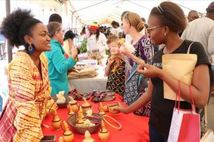 Senegal'in yerli malı pazarı 'Dakar &Ccedil;ift&ccedil;i Pazarı'