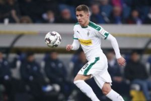 Borussia Dortmund Thorgan Hazard'ın işini bitirdi