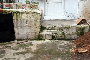 3 g&uuml;n boyunca buzdolabında bekletip, bodruma g&ouml;md&uuml;rd&uuml;... Cani anne tutuklandı!