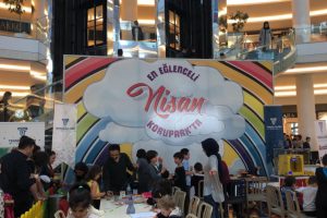 Bursa'da minikler hem eğlendi, hem keşfetti