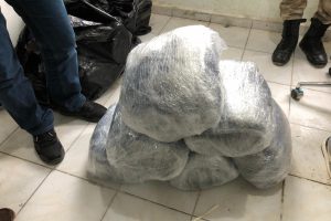 Nakliye aracında 85 kilo esrar ele ge&ccedil;ti