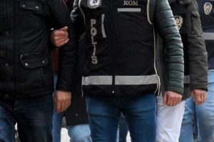 8 ilde operasyon! Aralarında bakanlık &ccedil;alışanları da var