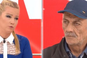 Oğlunu &ouml;ld&uuml;rd&uuml;ğ&uuml; canlı yayında itiraf etti