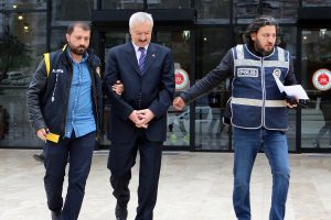 İğren&ccedil; olayda &ouml;ğretmene tahliye! "&Ouml;ğretmenim beni ağzımdan &ouml;p&uuml;yor"