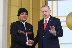 Bolivya Devlet Başkanı Morales resmi t&ouml;renle karşılandı