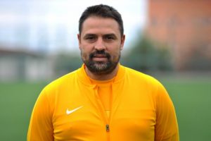 İneg&ouml;lspor'da Fatih Akyel ile yollar ayrıldı