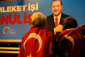 G&uuml;ng&ouml;r: Nabza g&ouml;re şerbet veren m&uuml;nevverler haline gelmişler