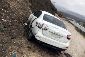 Otomobil takla attı! 2 yaralı