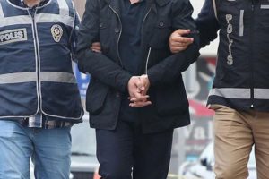Cinayet işleyen Suriyeli &uuml;lkesine ka&ccedil;mak isterken yakalandı