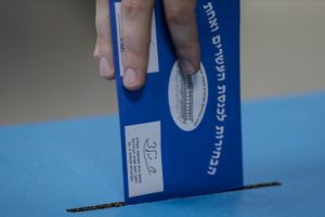 İsrail'de se&ccedil;imler bitti koalisyon senaryoları başladı