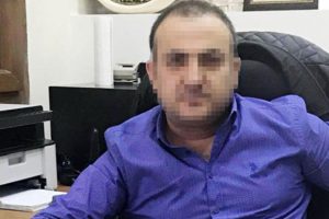 Tartıştığı eşini tabancayla vurarak &ouml;ld&uuml;rd&uuml;