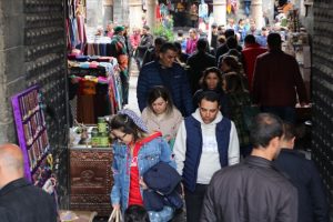 Tarih kokan şehir Diyarbakır'da bahar bereketi