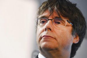 Katalan lider Puigdemont, AP se&ccedil;imleri i&ccedil;in aday olacağını a&ccedil;ıkladı